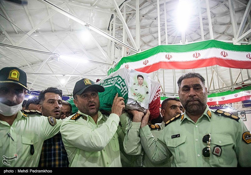  آیین وداع با پیکر شهید سروان محمد قنبری در اهواز