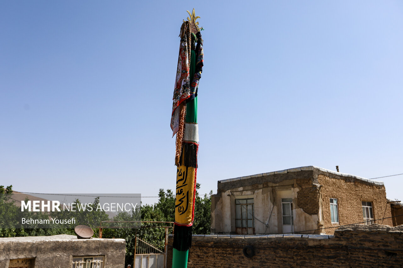 آیین علم‌گردانی در روستای تاریخی هزاوه