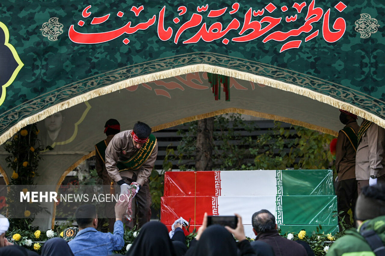 تشییع پیکر مطهر ۳۰۰ شهید گمنام دفاع مقدس در سراسر کشور