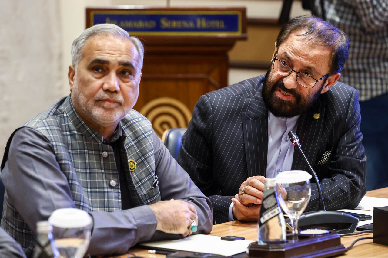 نشست اعضای فدراسیون اتاق‌های بازرگانی پاکستان با  قالیباف 