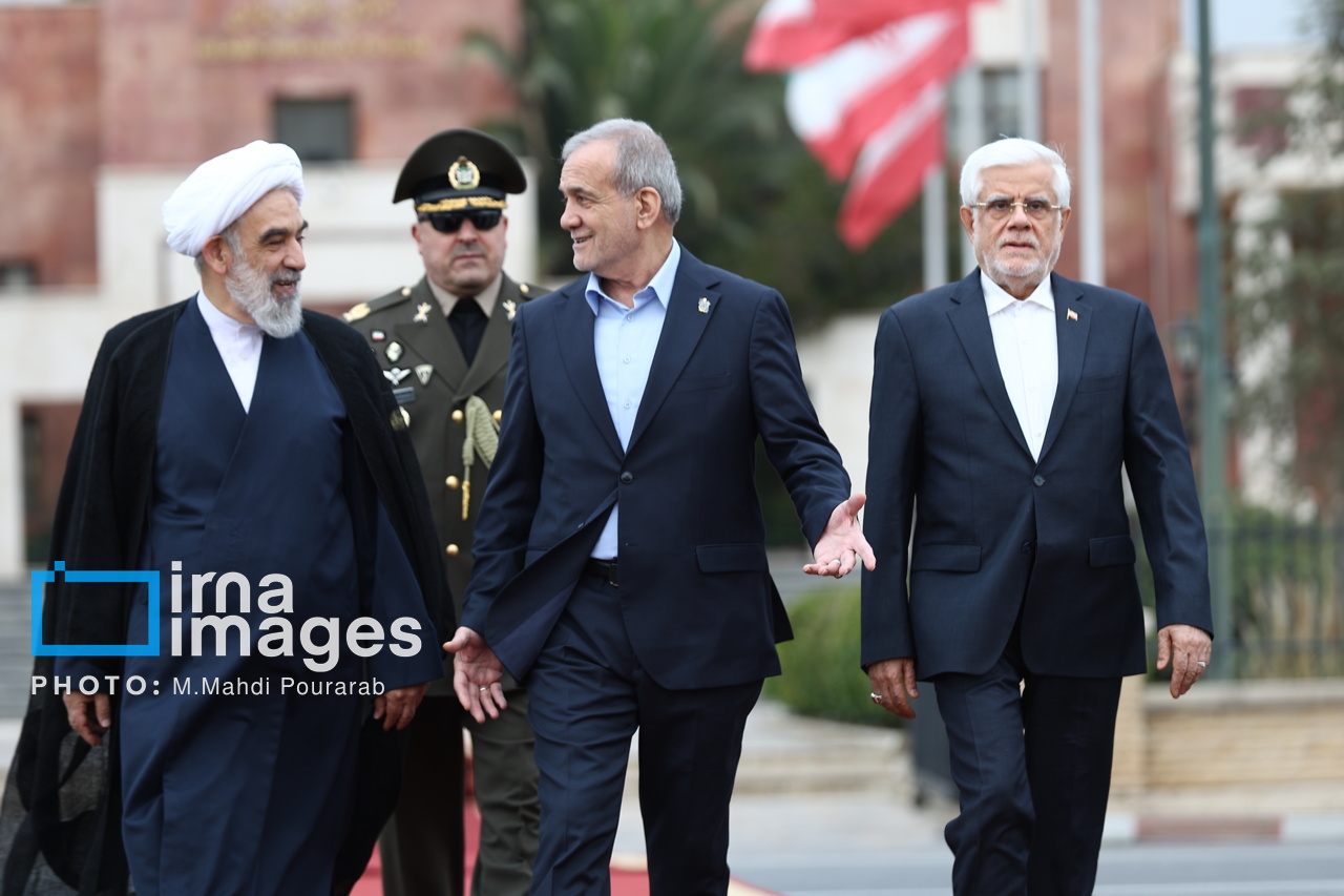 بدرقه رئیس جمهور به قزاقستان