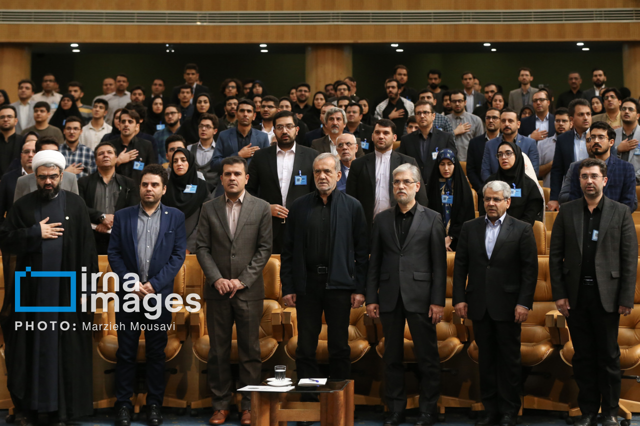 همایش ملی نخبگان با حضور رییس جمهور