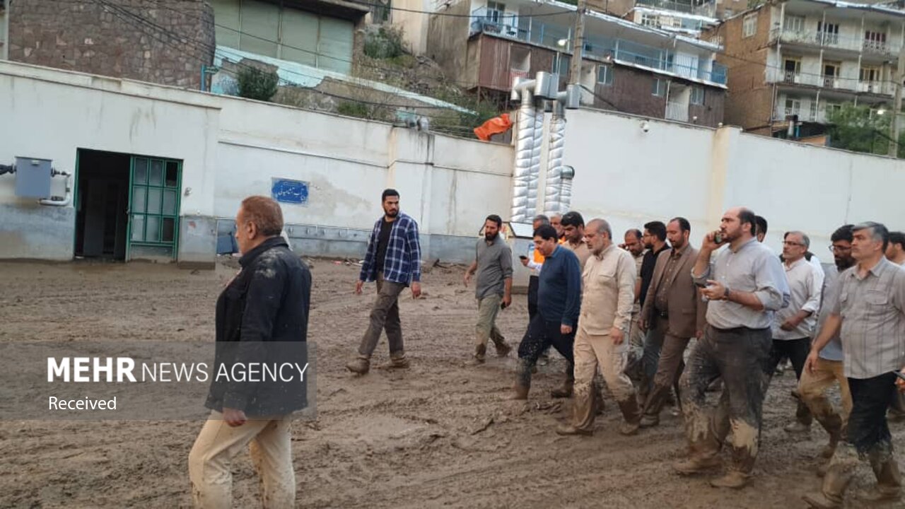 حضور مخبر در مناطق سیل‌زده امامزاده داوود