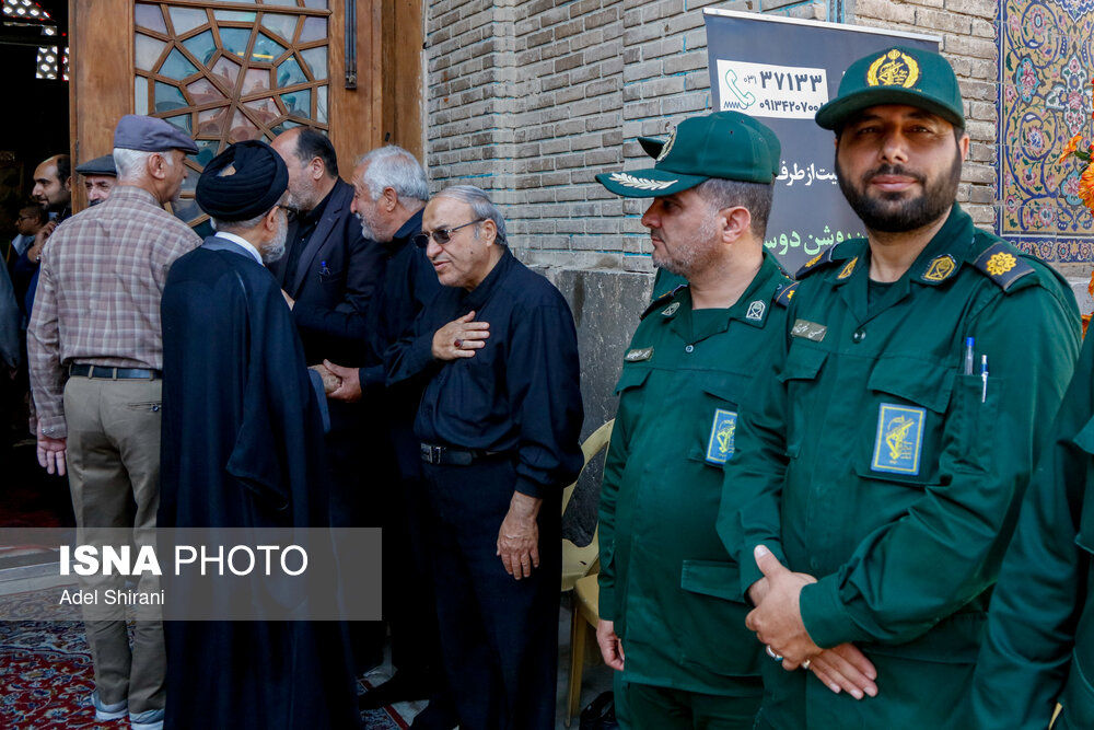 مراسم ترحیم مادر شهید حاج حسین خرازی