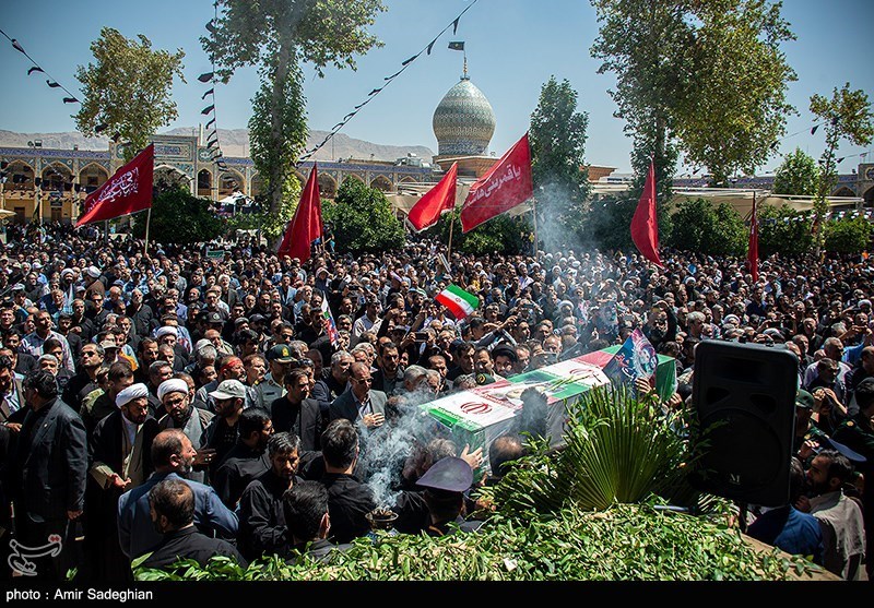  تشییع و تدفین شهدا حادثه تروریستی حرم شاهچراغ (ع)