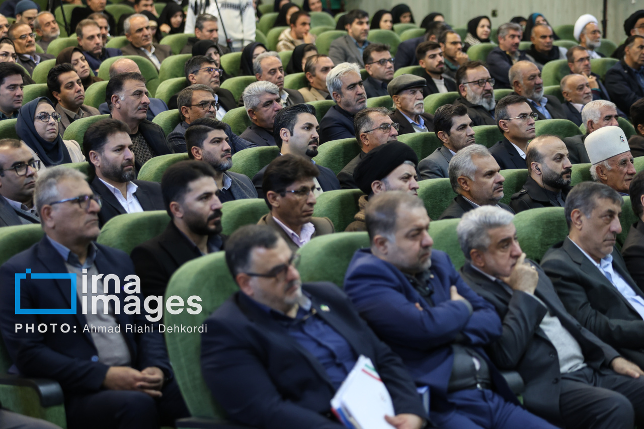 سفر رئیس جمهور به چهارمحال و بختیاری