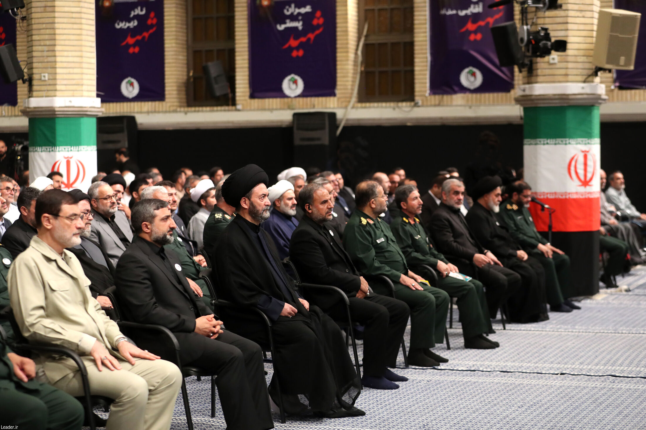 دیدار اعضای ستاد برگزاری کنگره ملی شهدای استان اردبیل با رهبر انقلاب