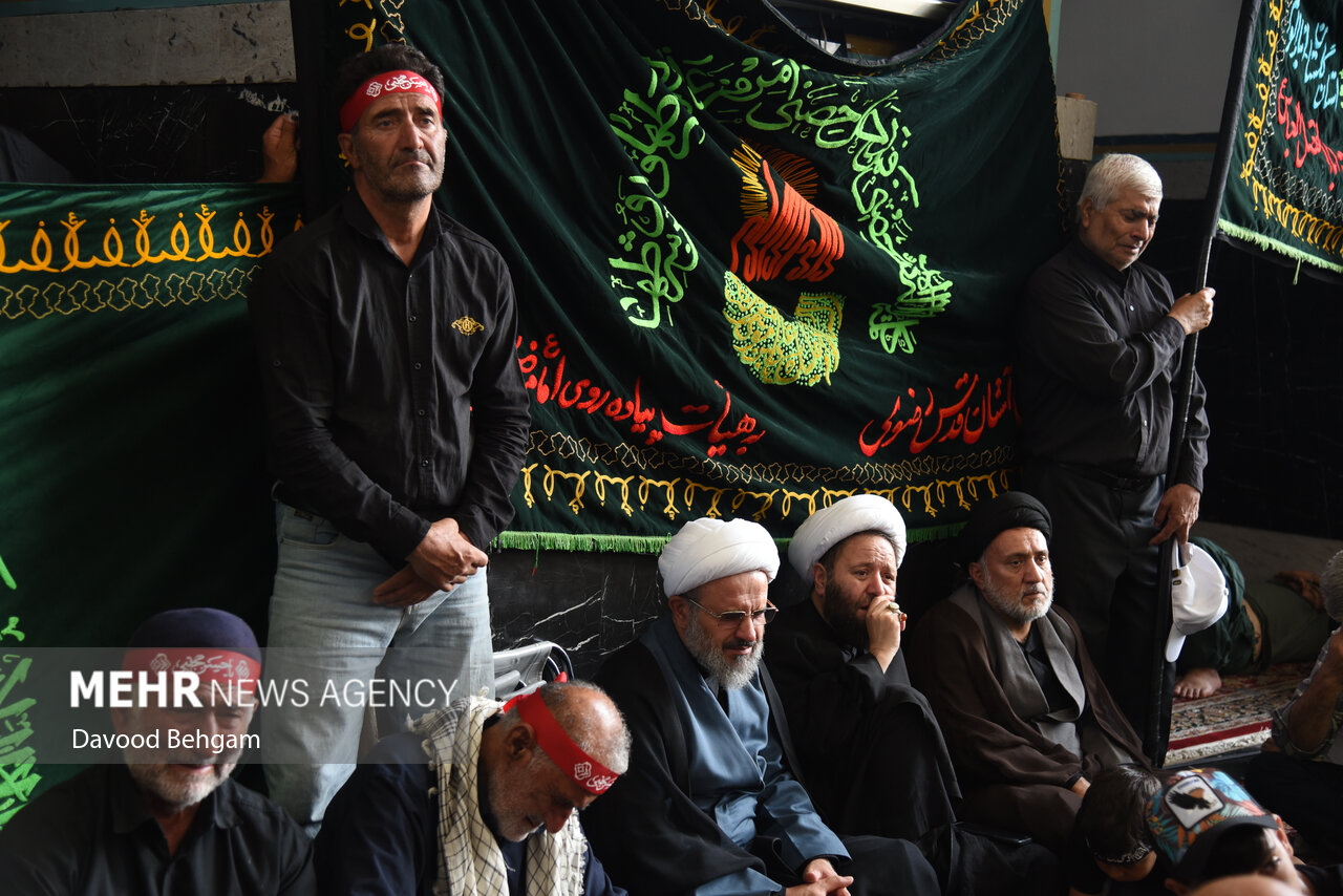 عزاداری گلستانی‌ها در حرم مطهر امام رضا (ع)