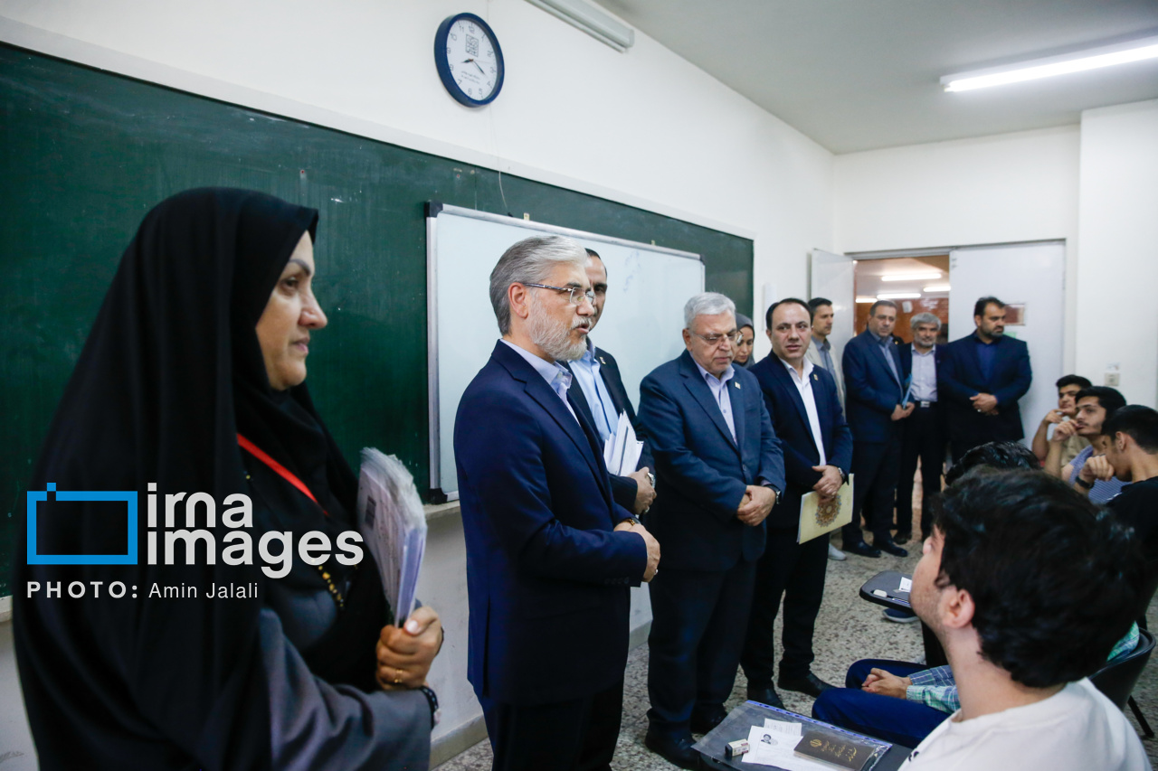 نوبت اول کنکور سراسری ۱۴۰۴ در تهران