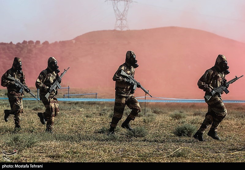 بازدید امیر ایرانی ازپادگان تکاوران نیروی دریایی ارتش