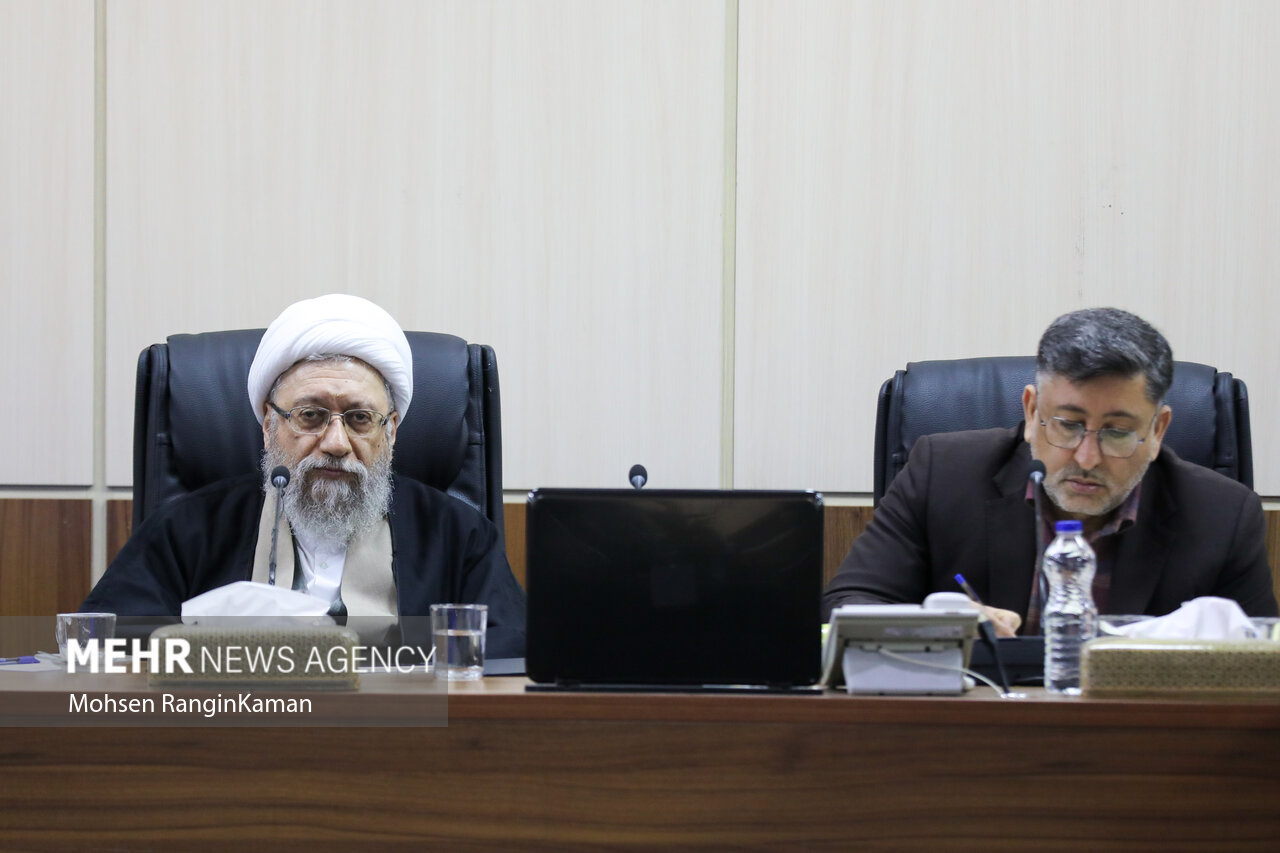 نشست دانشجویان با رئیس مجمع تشخیص مصلحت نظام