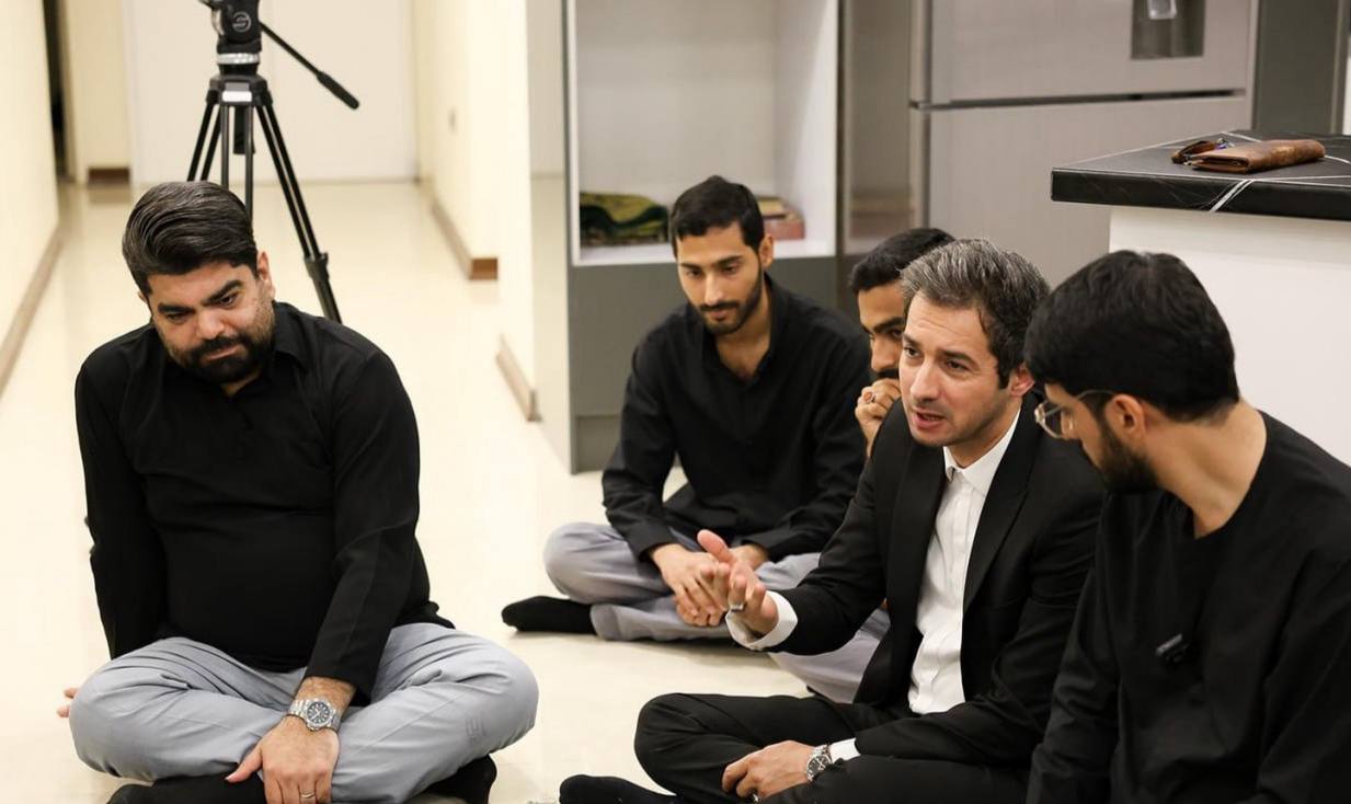 حضور اصحاب رسانه در منزل فرمانده گمنام موشکی
