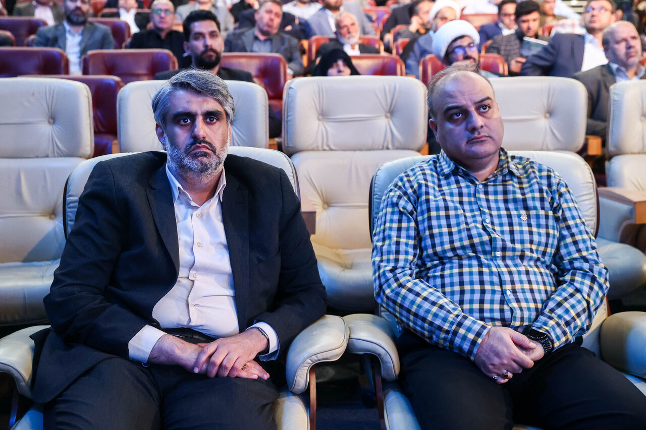  آیین رونمایی از مجموعه ۳۰ جلدی استعمارشناسی ایرانی با حضور قالیباف