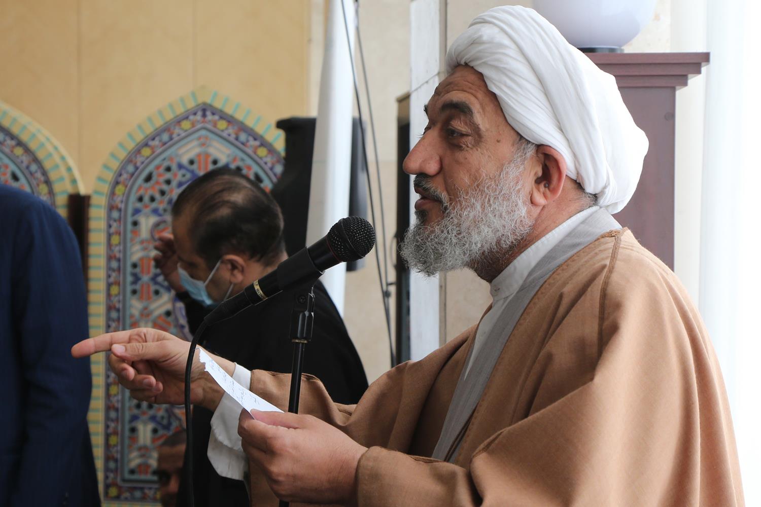 تقدیر از خانواده شهید محمدی شهید امر به معروف با حضور قالیباف