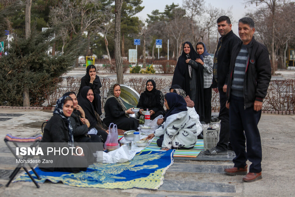 آیین چراغ برات در بهشت رضا (ع) - مشهد