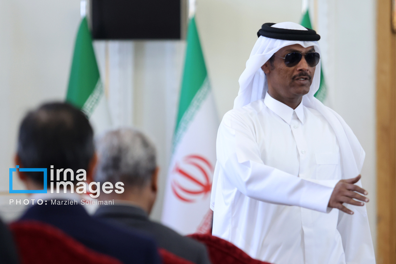 نشست وزیر امور خارجه با سفرا