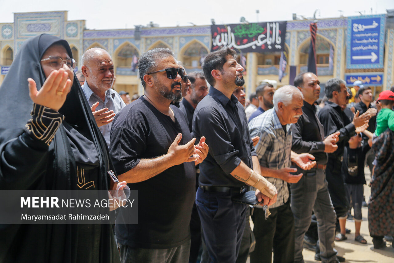 عزاداری عاشورای حسینی در حرم شاهچراغ (ع)