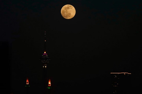 پدیده ابرماه 