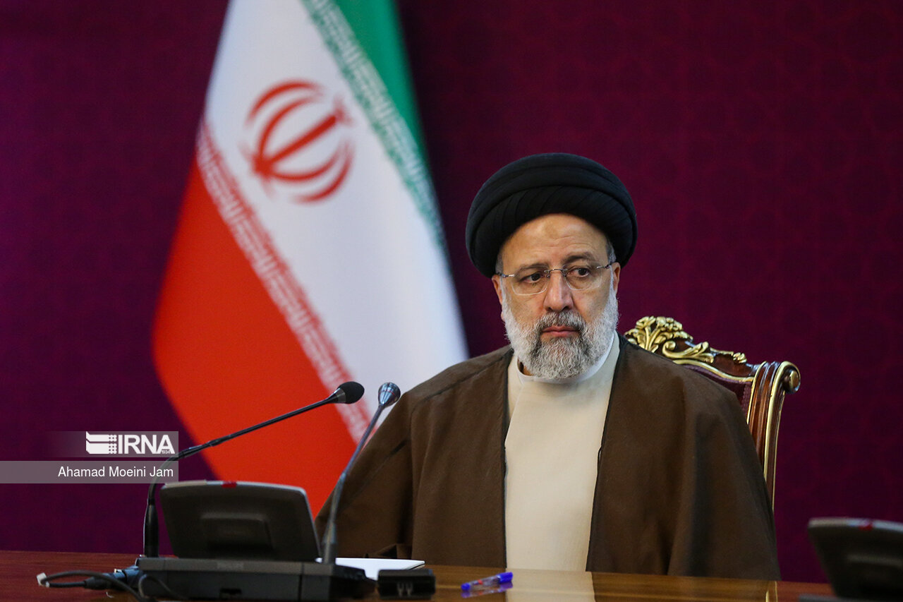 دیدار جمعی از اصناف و بازاریان با رئیس جمهور