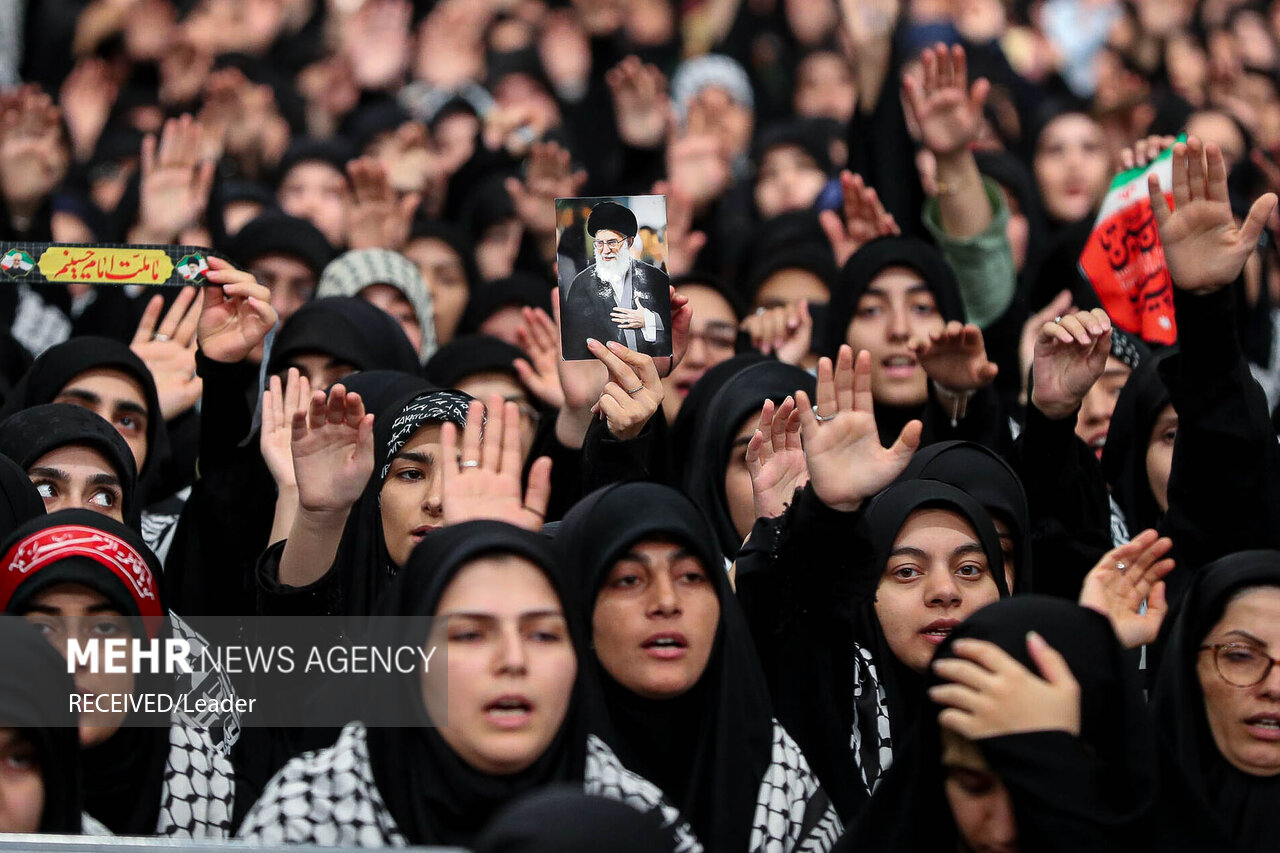 مراسم عزاداری هیئت‌های دانشجویی در حسینیه امام خمینی (ره)