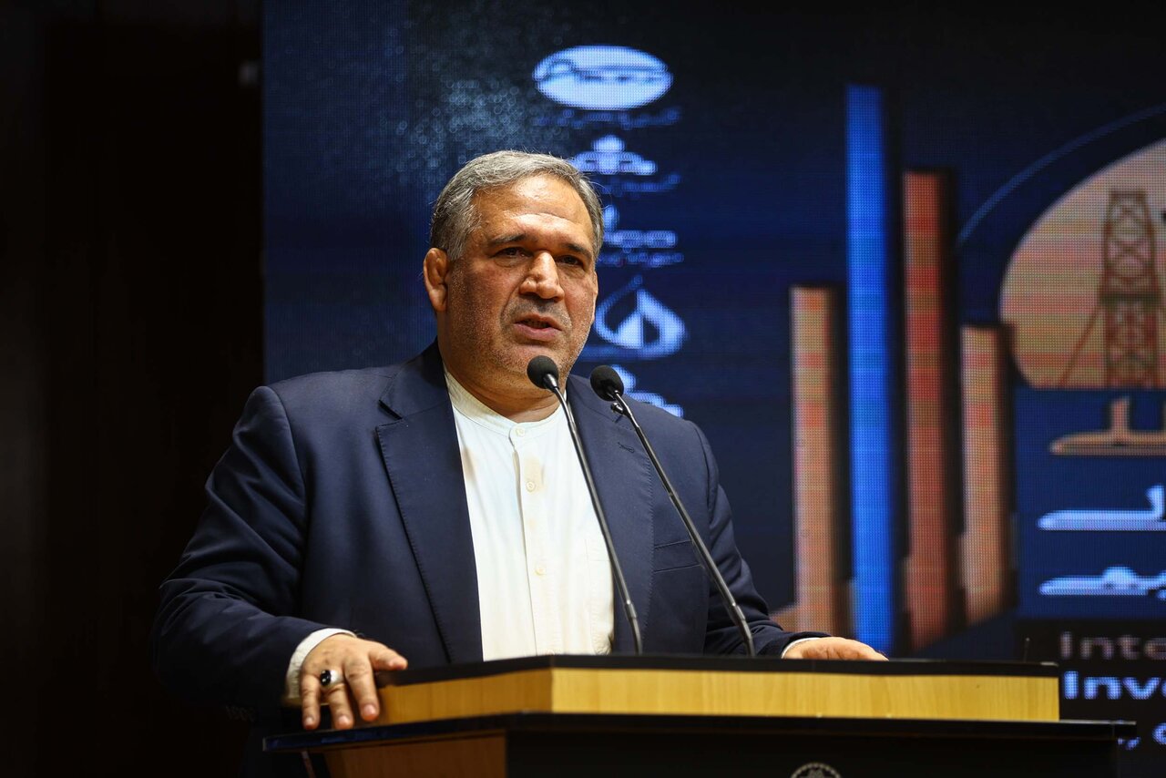 حضور قالیباف در همایش بین‌المللی صنعت نفت و گاز 