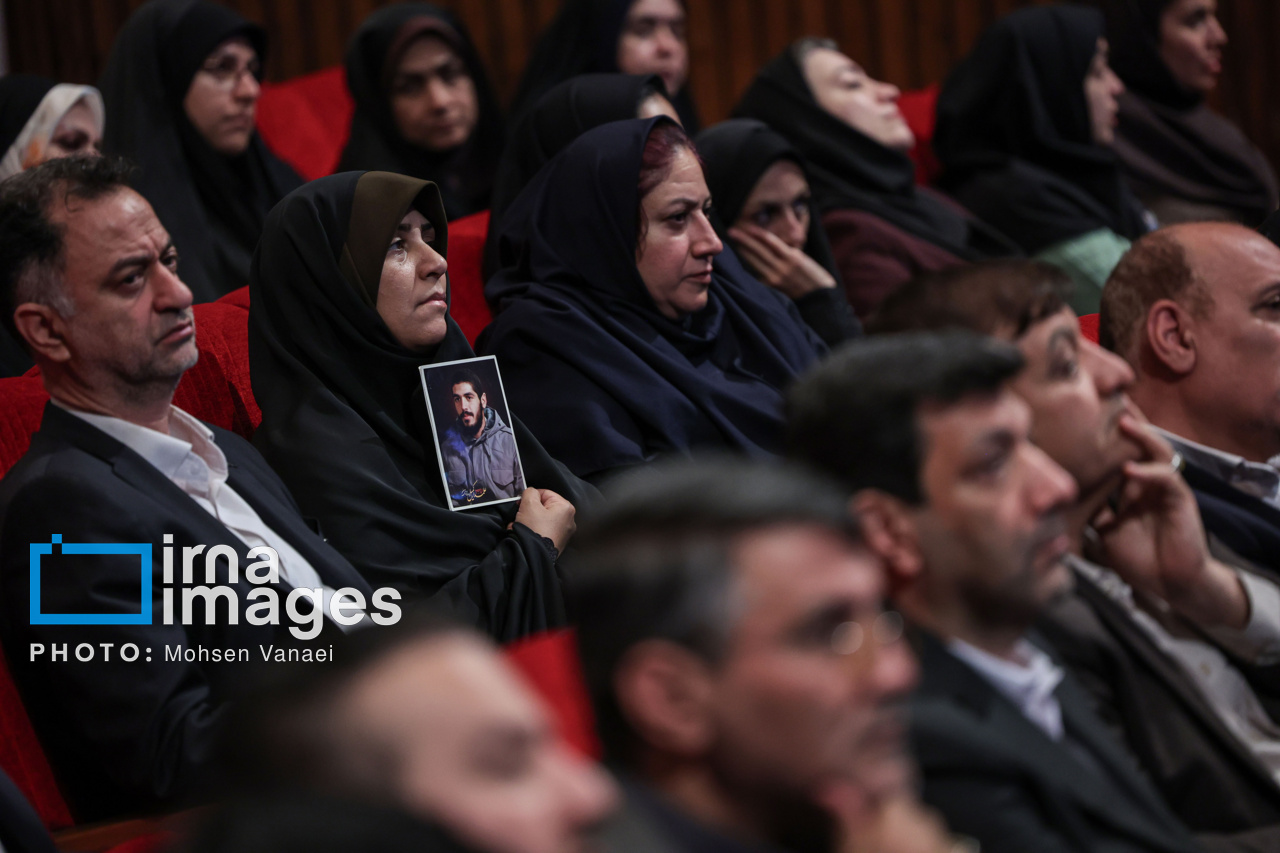 تجلیل از معلمان نمونه کشوری با حضور رئیس جمهور