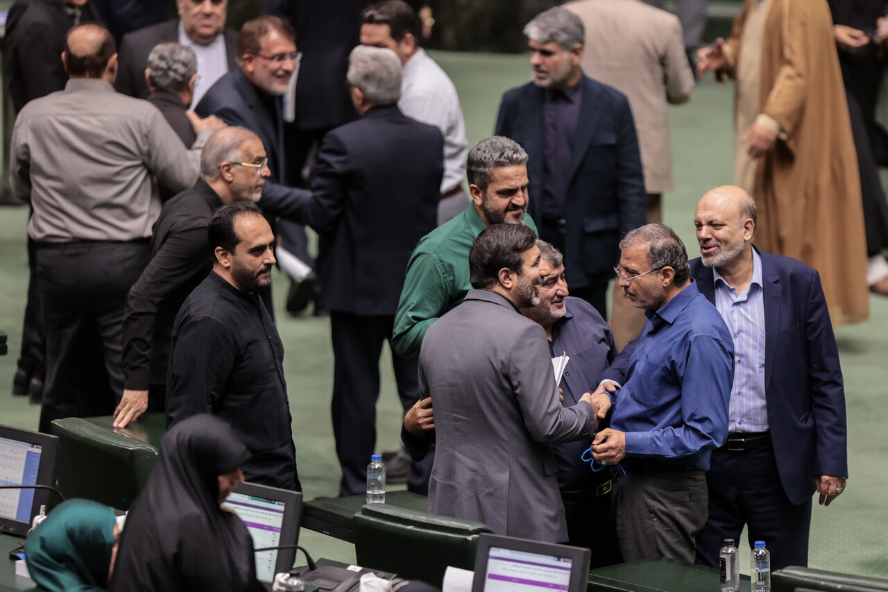 صحن علنی 25 تیرماه مجلس