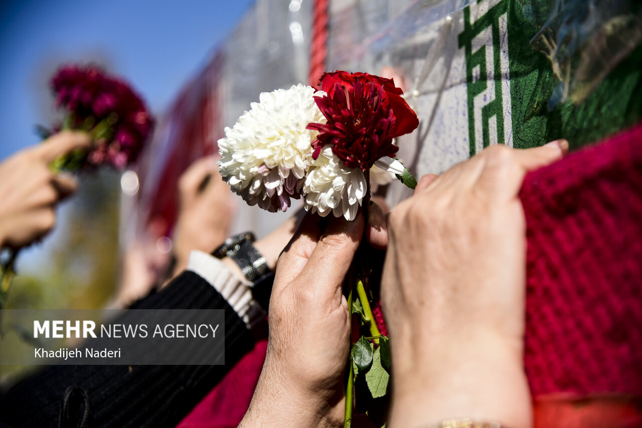 تشییع پیکر ۳۰۰ شهید گمنام دفاع مقدس در کشور