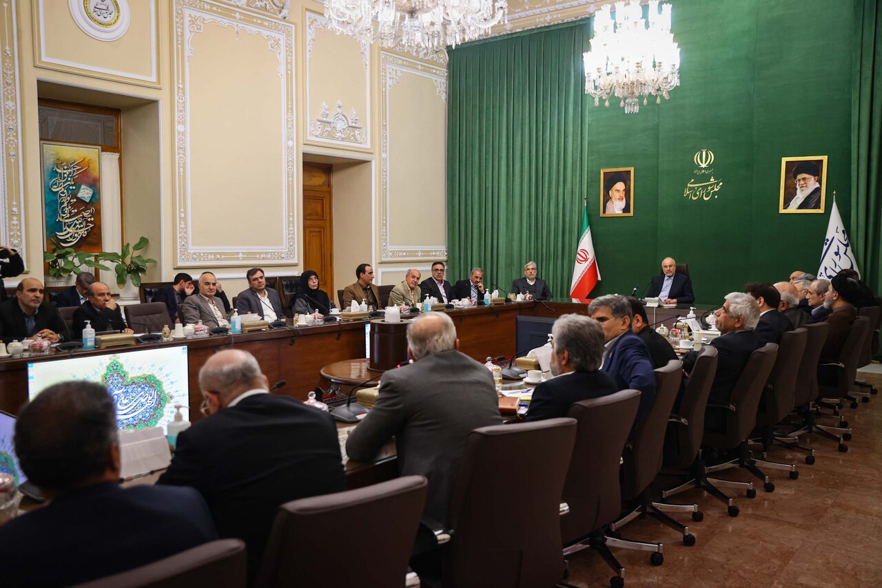 دیدار وزیر علوم و روسای دانشگاه های سراسر کشور با قالیباف