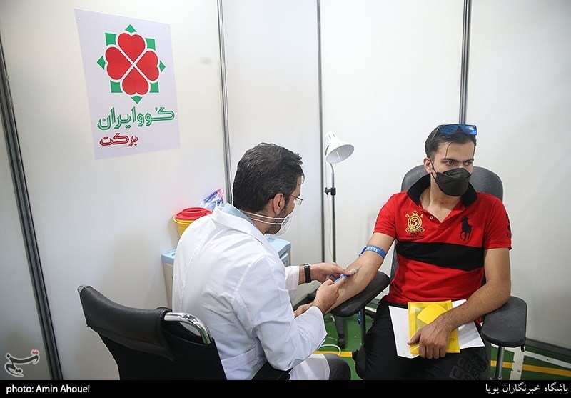 تزریق واکسن ایرانی کووایران برکت