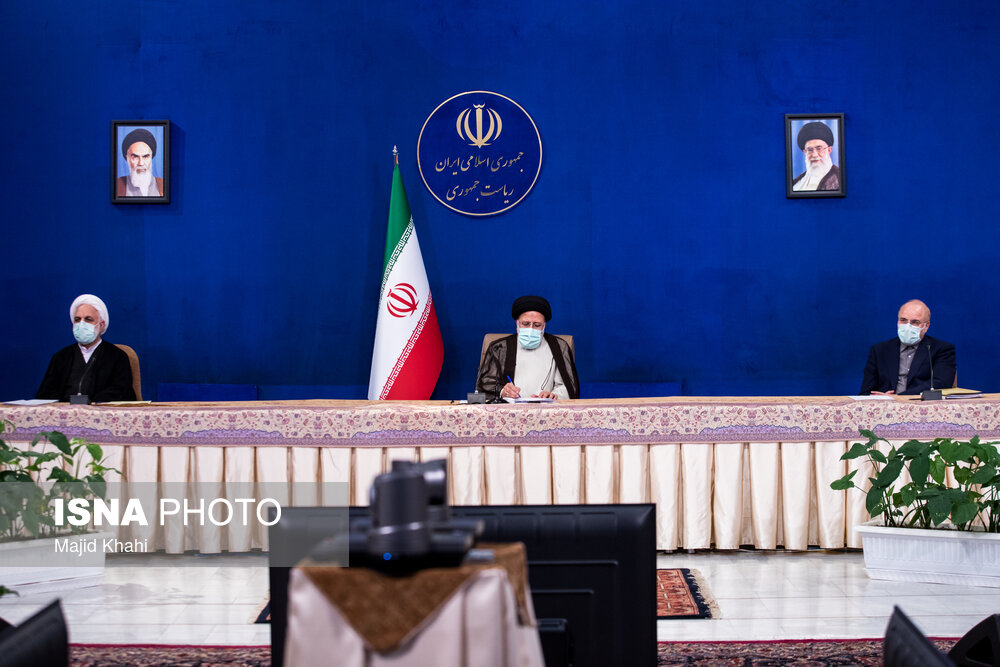 جلسه شورای عالی انقلاب فرهنگی 