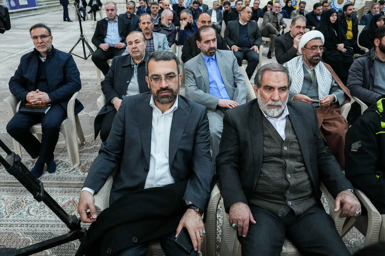 تجدید میثاق رئیس مجلس و نمایندگان با آرمان‌های امام(ره)