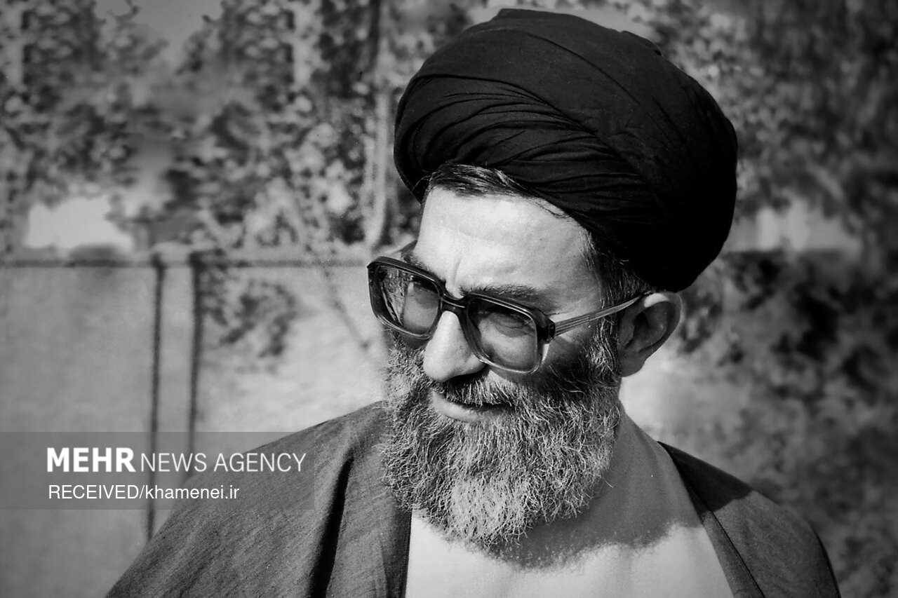 تصاویر دیدنشده  از رهبر شهید انقلاب
