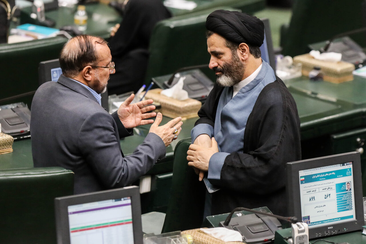 نشست علنی سه‌شنبه ۱۸ آذرماه مجلس