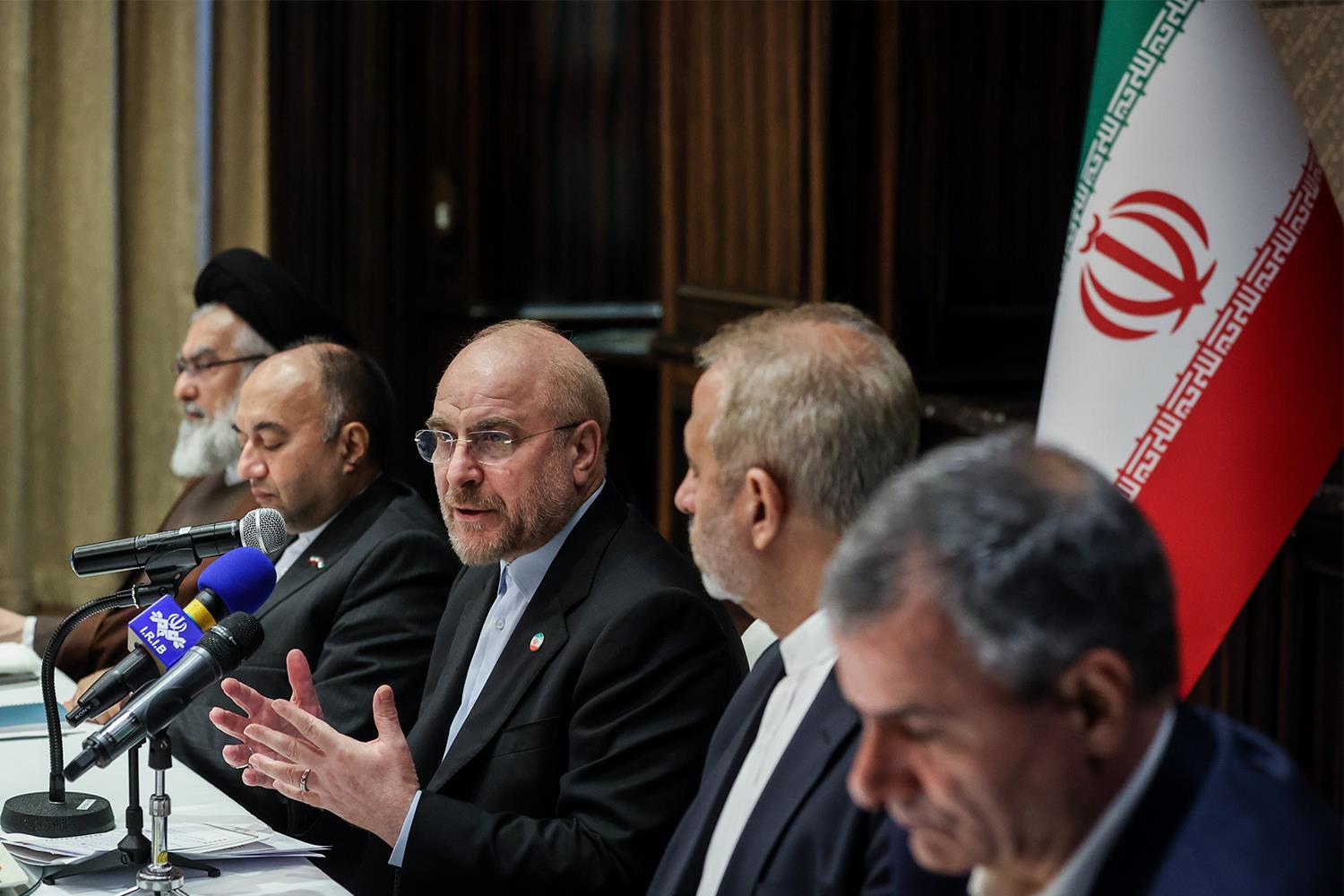 دیدار فعالان اقتصادی و تجار ایرانی مقیم امارات با قالیباف