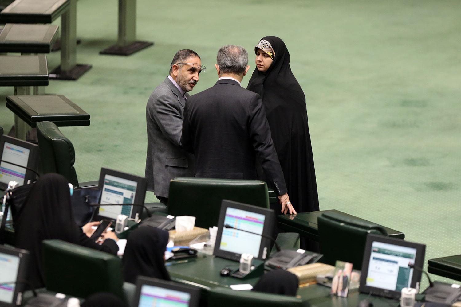 صحن علنی مجلس یکشنبه ۲۷ فروردین  