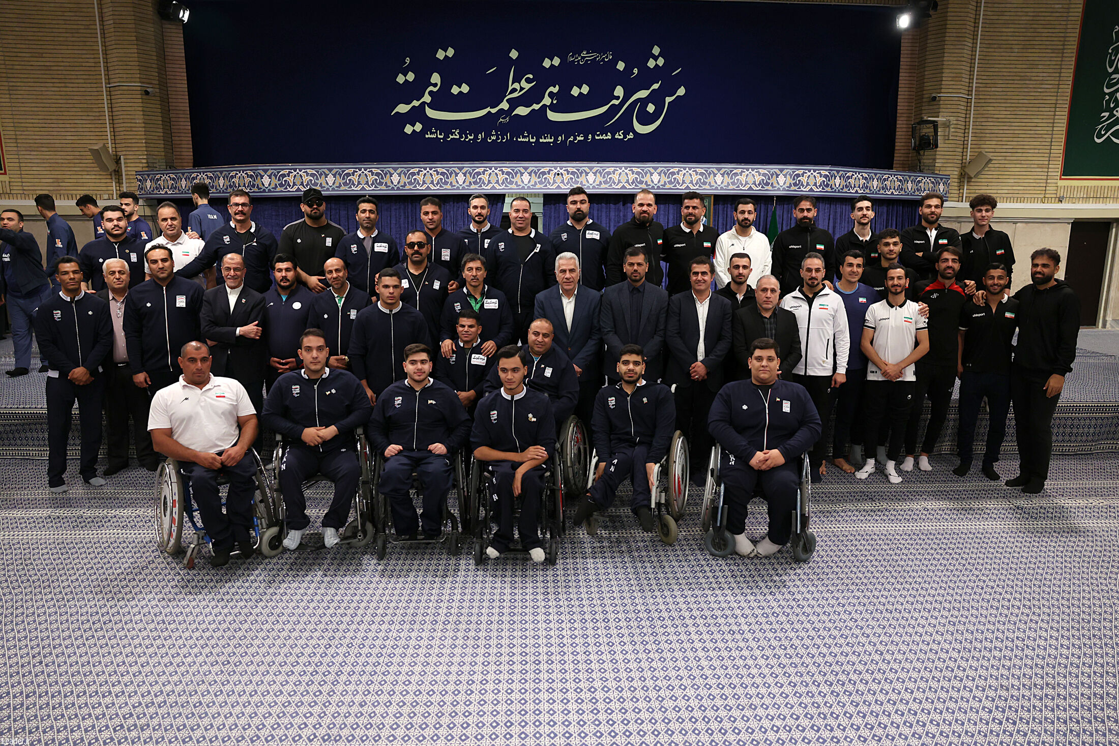 تصاویری از دیدار مدال‌آوران ورزشی و علمی با رهبر انقلاب