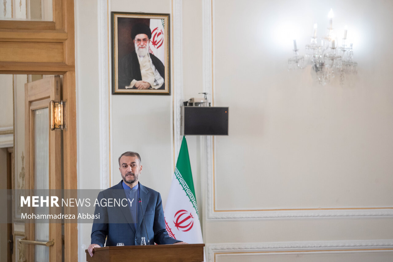 دیدار وزرای خارجه مجارستان و ایران