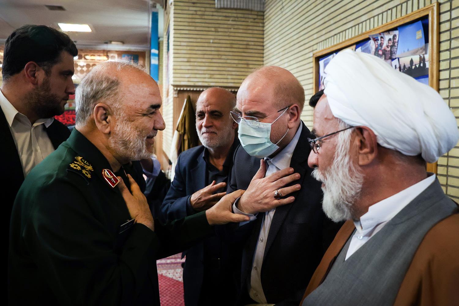 حضور قالیباف در مراسم ترحیم سردار شهید حسین خالقی