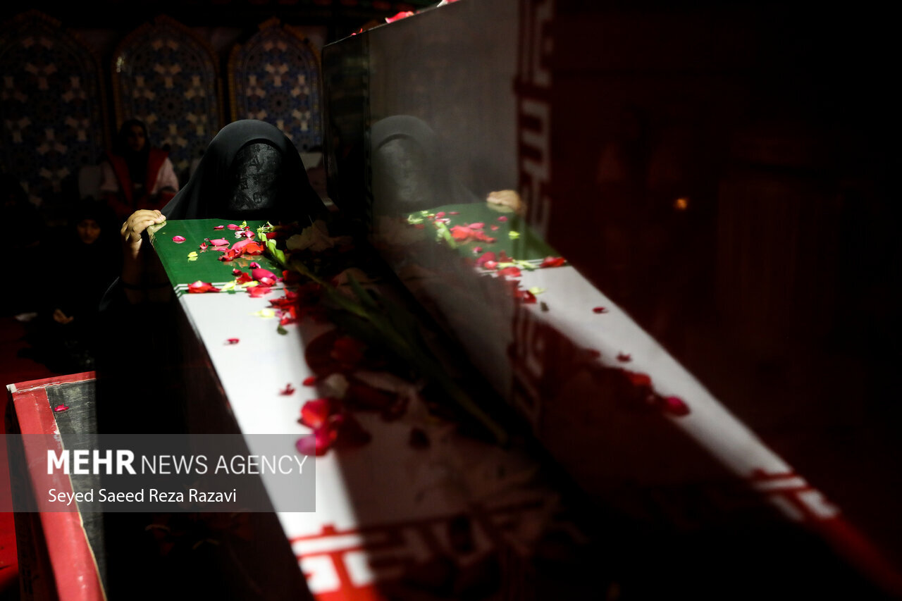 تشییع پیکر ۳۰۰ شهید گمنام دفاع مقدس در کشور