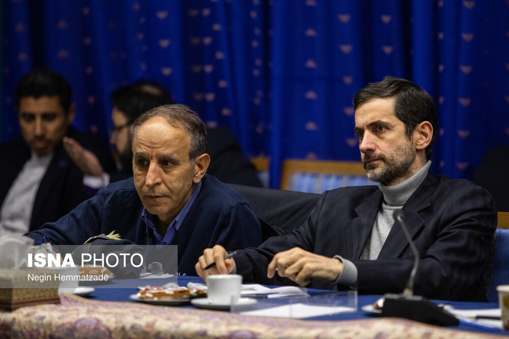 نشست بررسی راهکارهای تحقق انسجام ملی با حضور پزشکیان