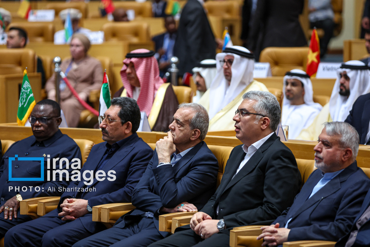 پزشکیان در هفتمین نمایشگاه ایران اکسپو ۲۰۲۵