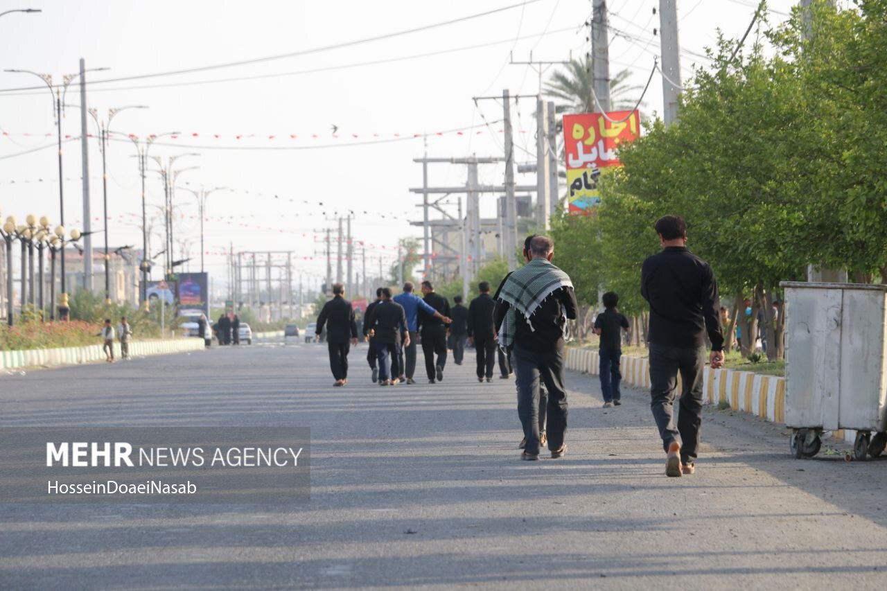  راهپیمایی عزاداران توکهور و هشتبندی در سوگ امام صادق(ع)