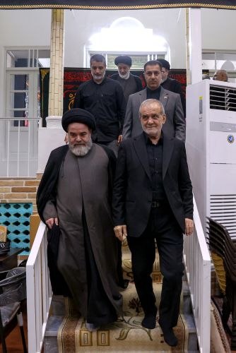 دیدار پزشکیان با آیت الله العظمی شبیری زنجانی