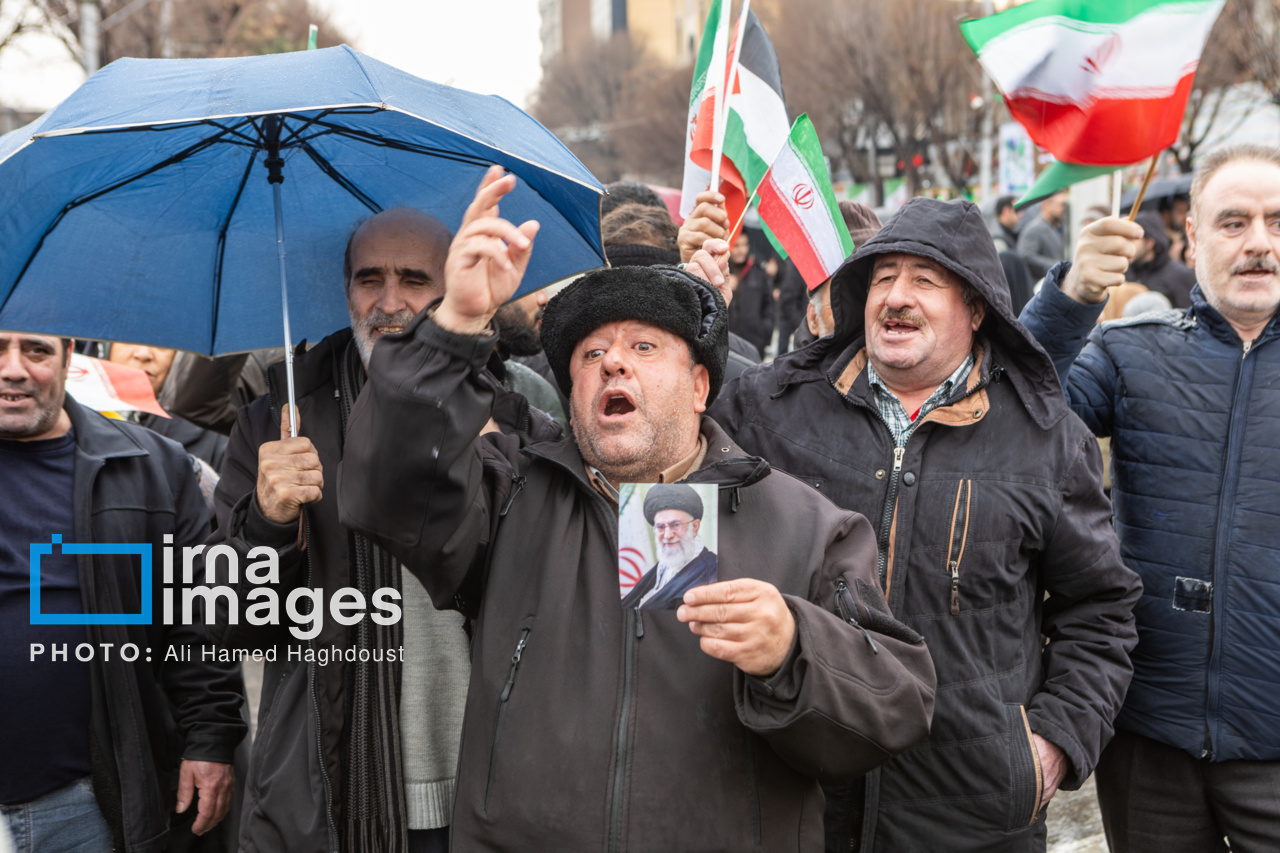 راهپیمایی ۲۲ بهمن در تبریز