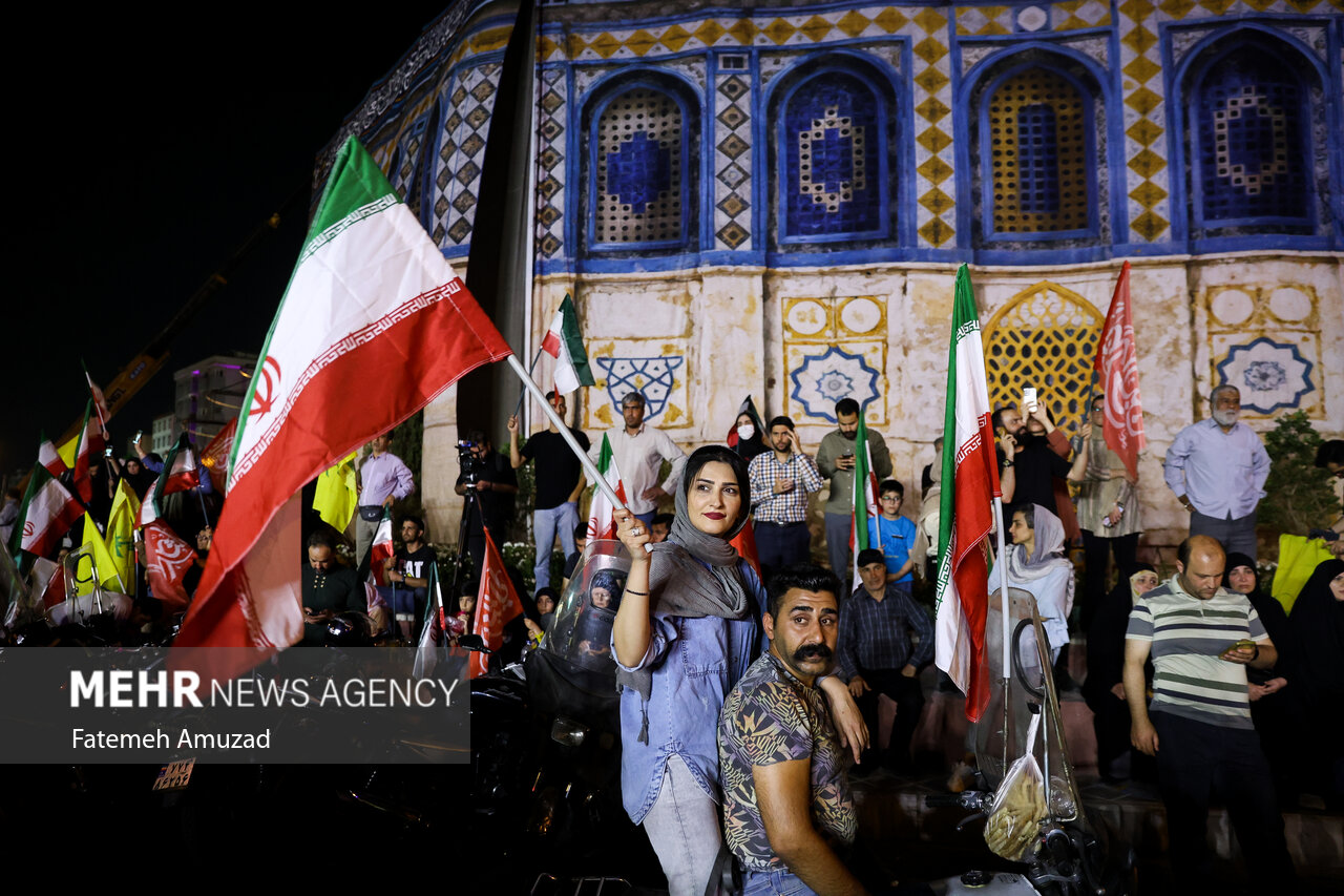 تجمع مردم در حمایت از عملیات وعده صادق ۳