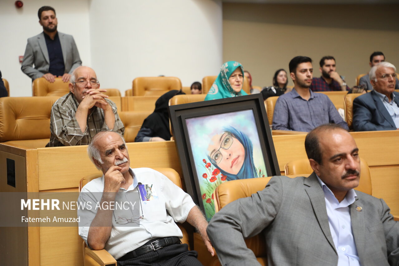 مراسم بزرگداشت روز پزشک با حضور رئیسی