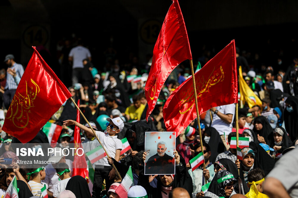 اجتماع خانوادگی «سلام فرمانده» 