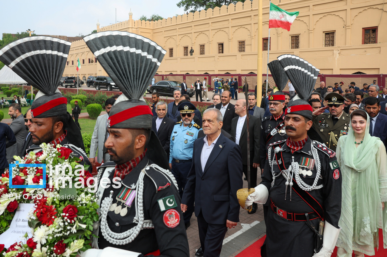 سفر رئیس جمهور به پاکستان