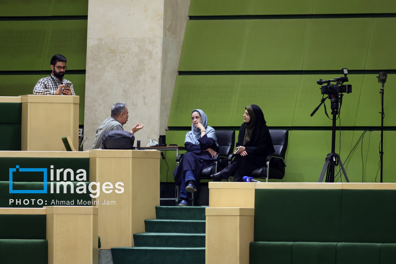 جلسه علنی مجلس شورای اسلامی - ۹ اردیبهشت ۱۴۰۴